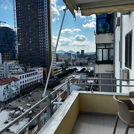 Center View Luxury Apartment Tirana Eksteriør billede